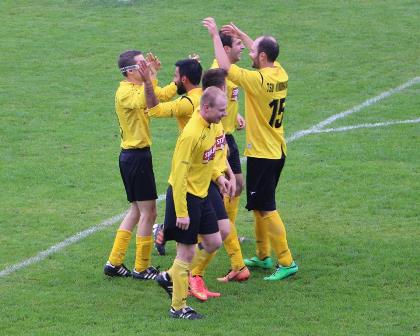 Reserve besiegt Schweinbach Reserve besiegt Schweinbach